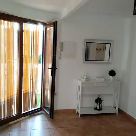 Apartamento Duplex. Muy Tranquilo. Terraza Y Bbq